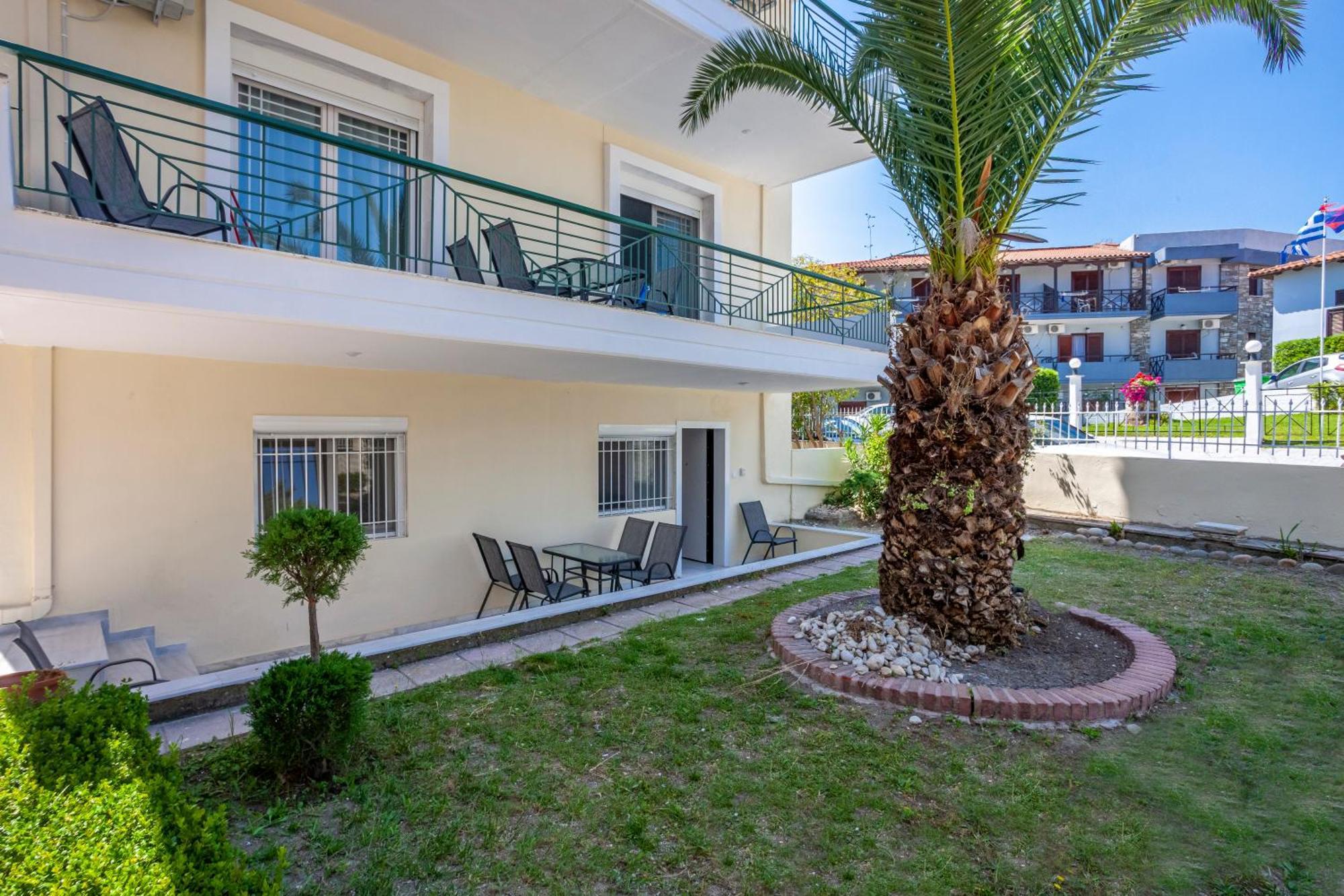 Aris Luxury Apartments Pefkochori Esterno foto