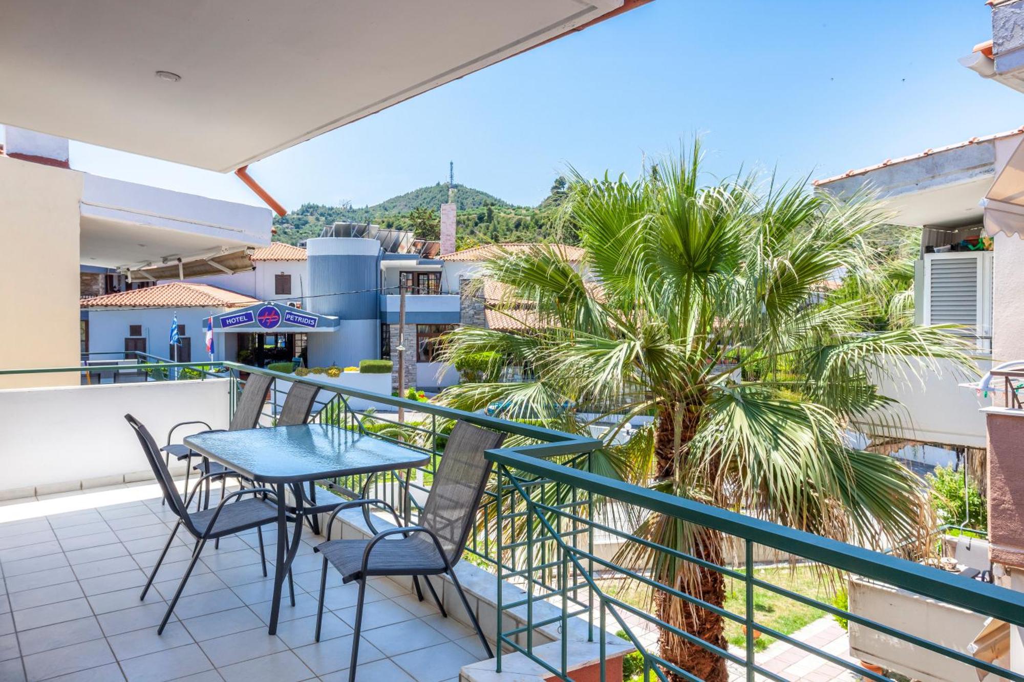 Aris Luxury Apartments Pefkochori Esterno foto