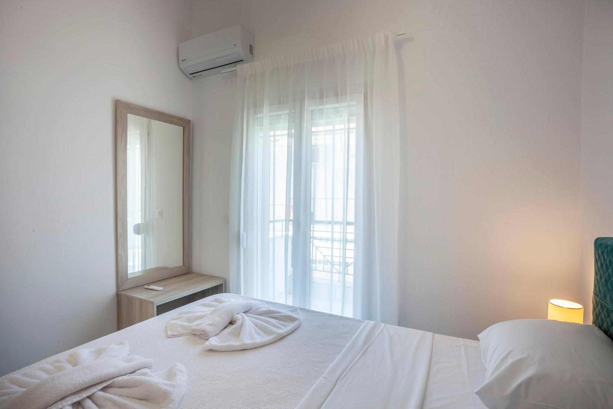 Aris Luxury Apartments Pefkochori Esterno foto