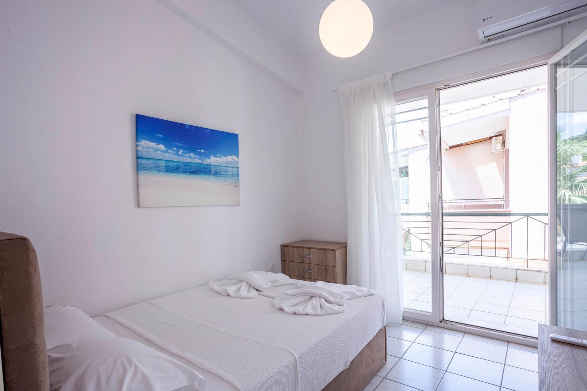 Aris Luxury Apartments Pefkochori Esterno foto