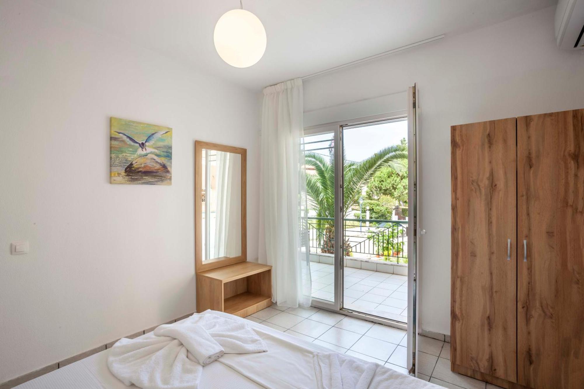 Aris Luxury Apartments Pefkochori Esterno foto